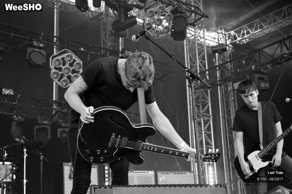 20/33 photos du spectacle Last Train