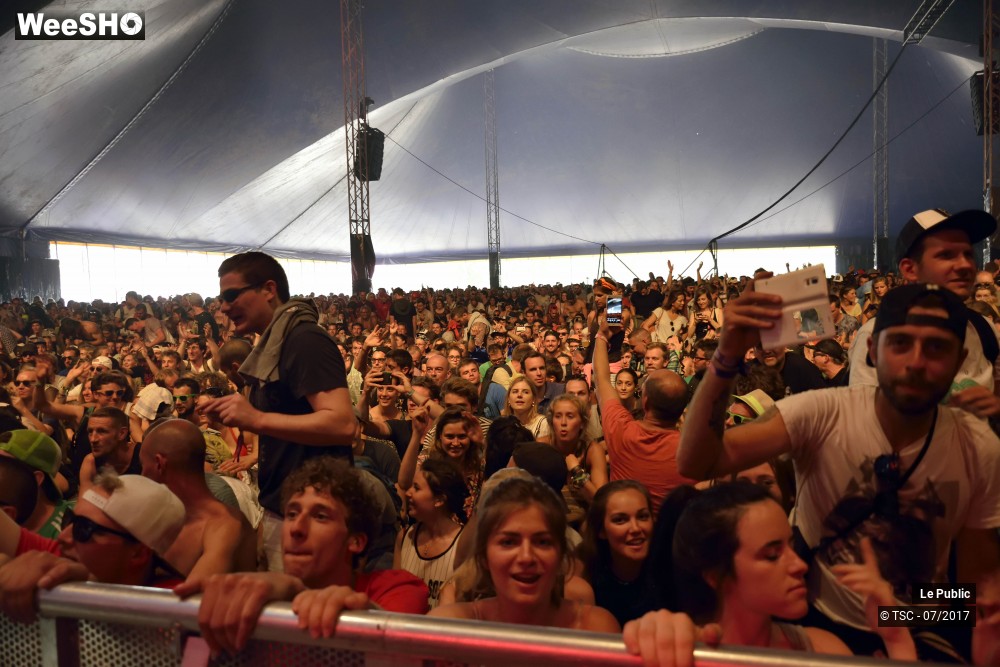 1/17 photos du spectacle Ambiance Dour Festival 2017 Jour 3