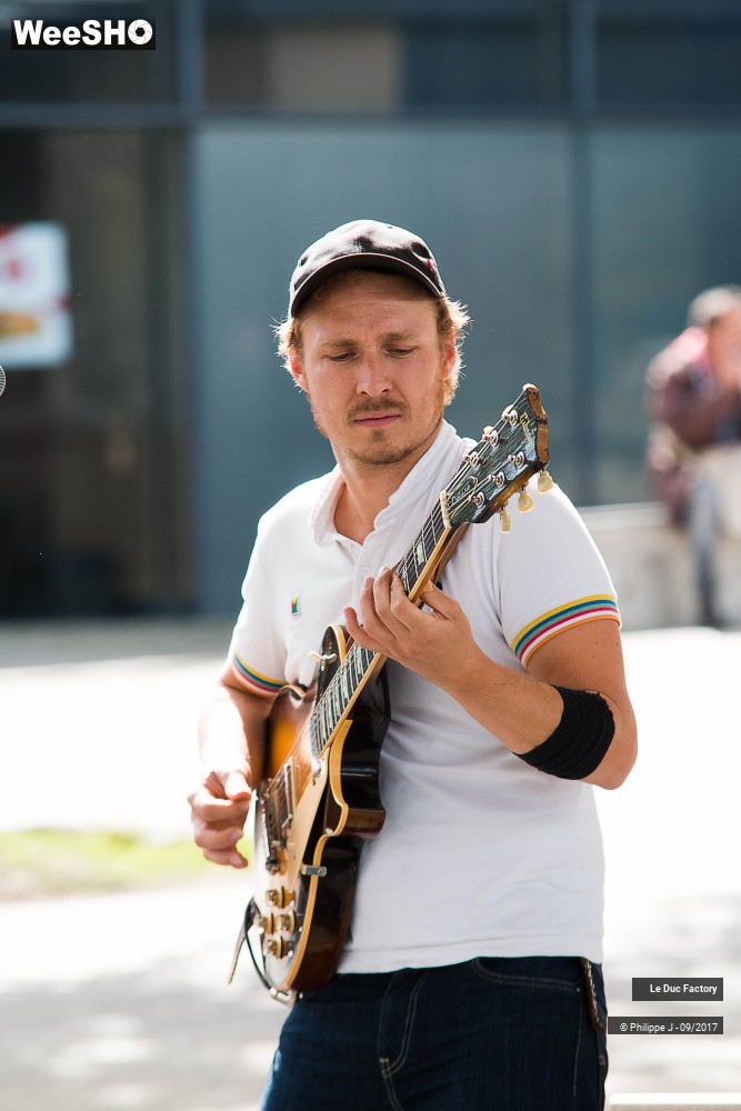 6/10 photos du spectacle Le Duc Factory