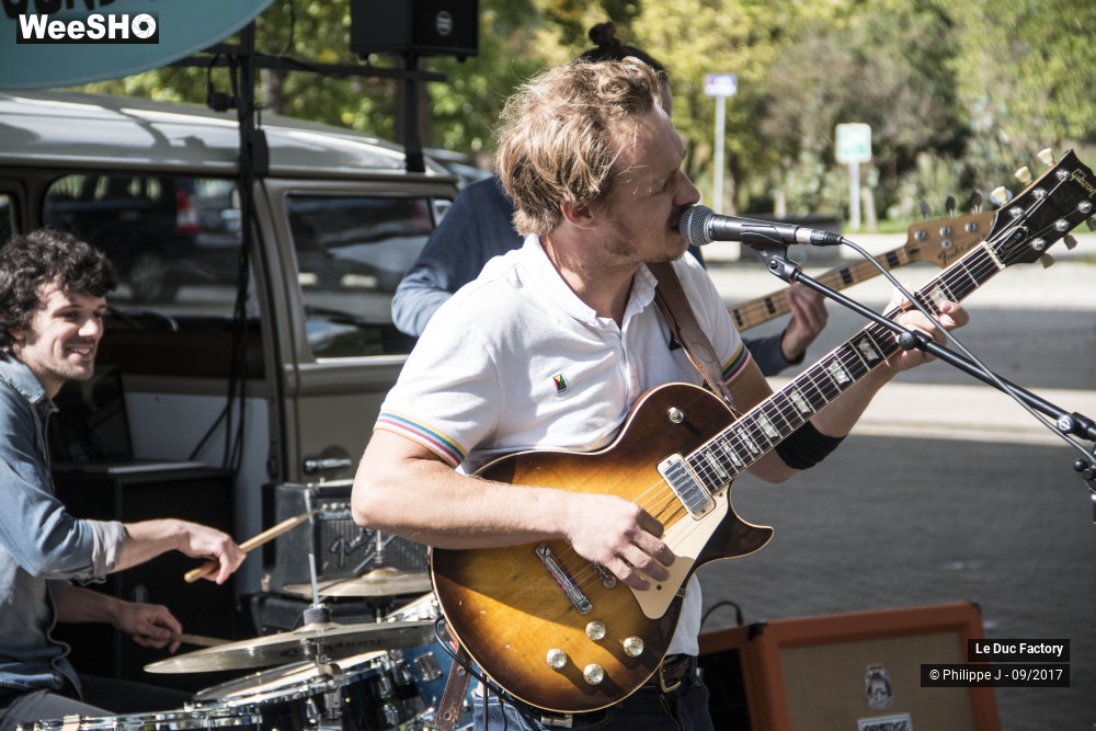 9/10 photos du spectacle Le Duc Factory