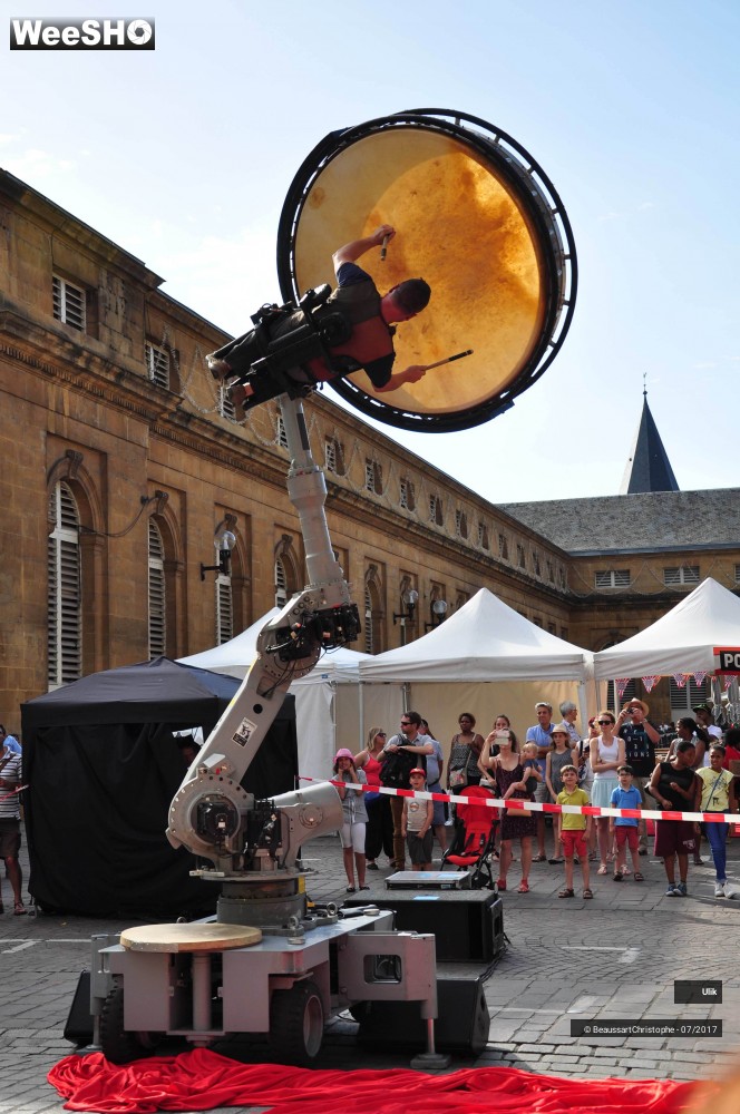 7/30 photos du spectacle Ulik Robotik