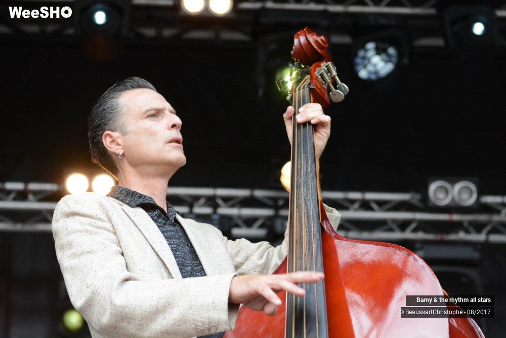 26/28 photos du spectacle Barny & the rhythm all stars