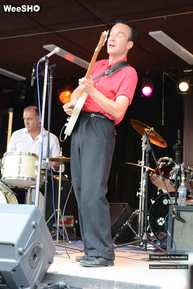 10/21 photos du spectacle Cherry casino & The Gamblers