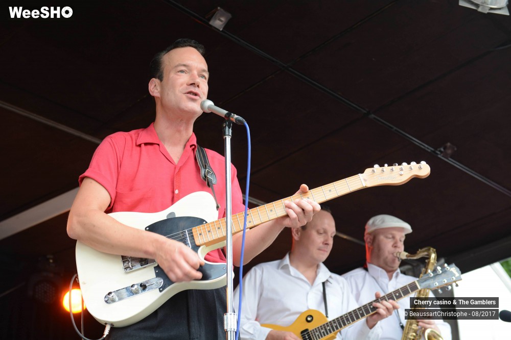 12/21 photos du spectacle Cherry casino & The Gamblers