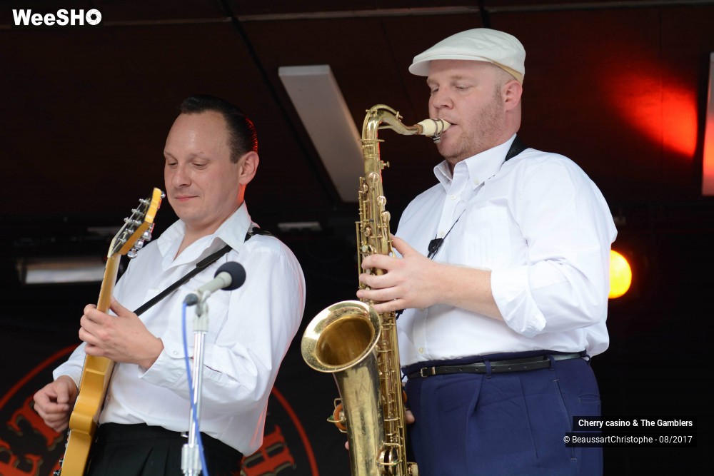 13/21 photos du spectacle Cherry casino & The Gamblers