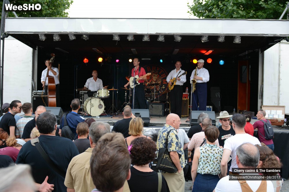 19/21 photos du spectacle Cherry casino & The Gamblers