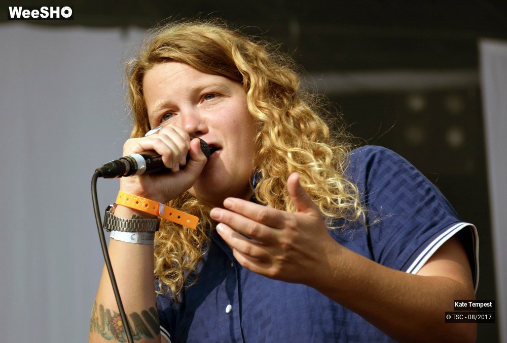 6/25 photos du spectacle Kate Tempest