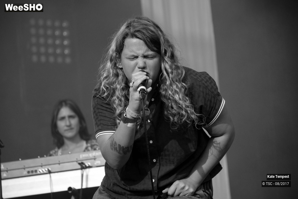 13/25 photos du spectacle Kate Tempest