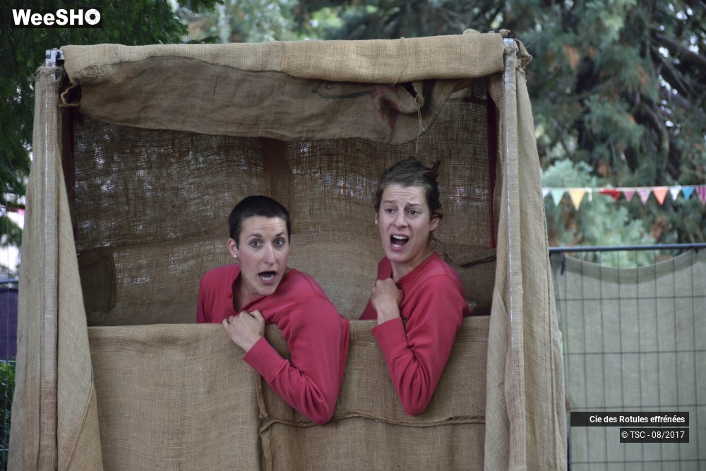 8/23 photos du spectacle Les Frères Siflingue