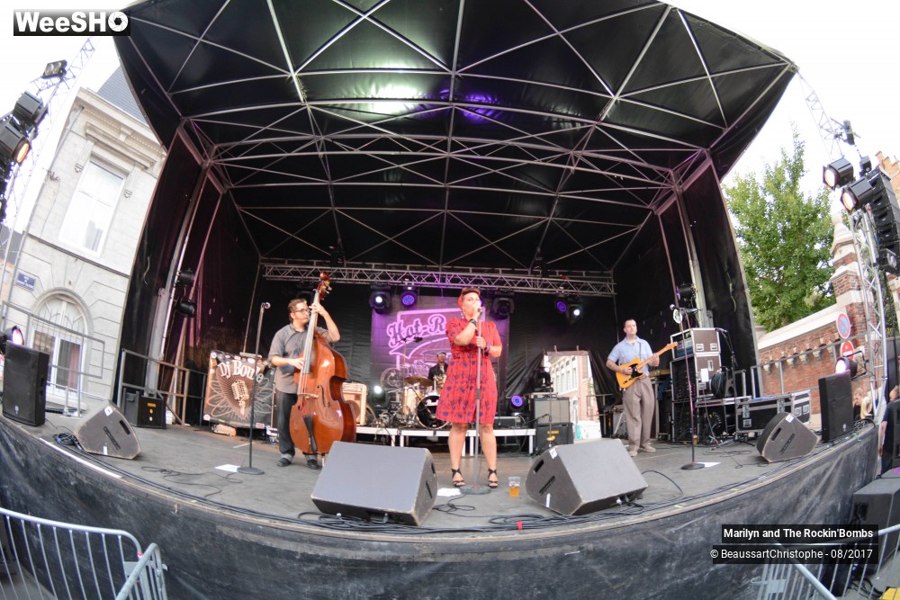 18/26 photos du spectacle Marilyn and The Rockin'Bombs