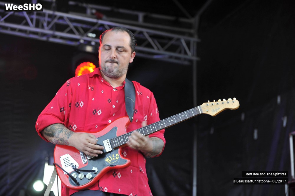 7/21 photos du spectacle Roy Dee and The Spitfires