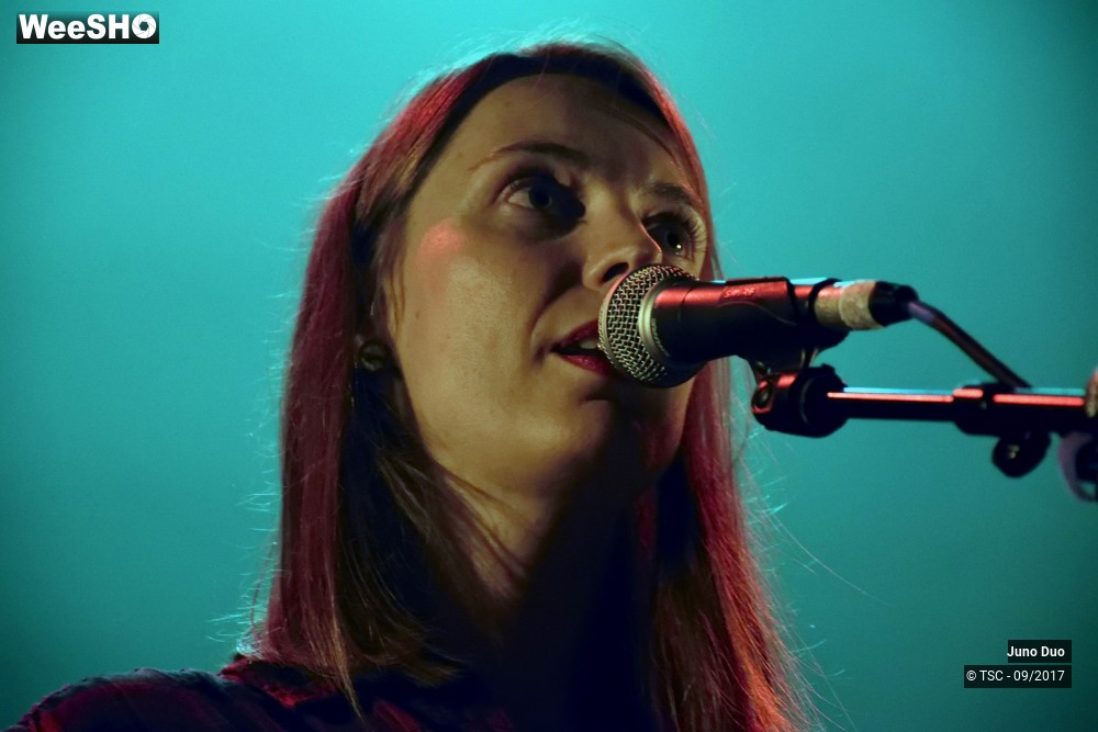 15/18 photos du spectacle Juno Duo