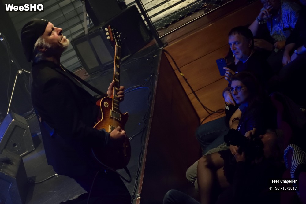 14/29 photos du spectacle Fred Chapellier Plays Peter Green