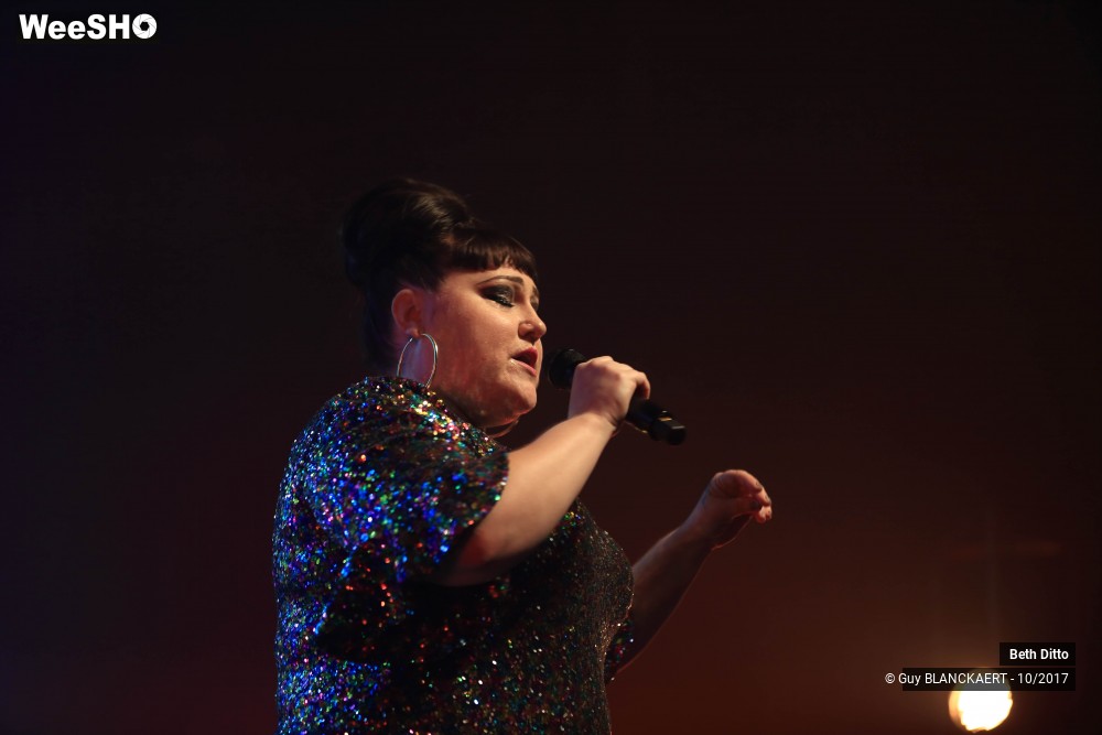 24/25 photos du spectacle Beth Ditto