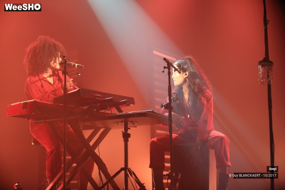 4/14 photos du spectacle Ibeyi