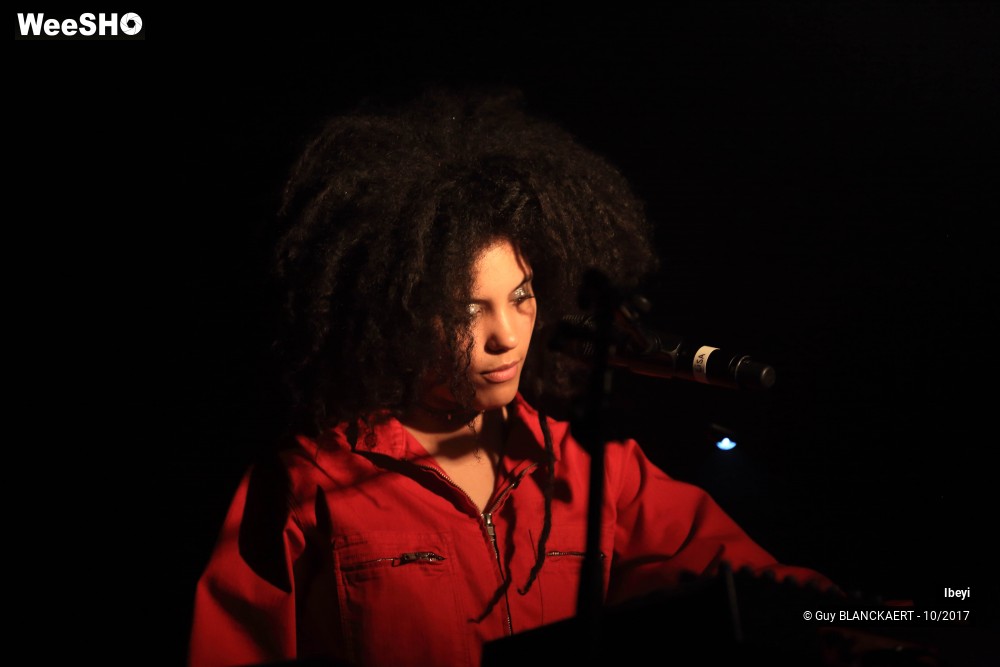 9/14 photos du spectacle Ibeyi