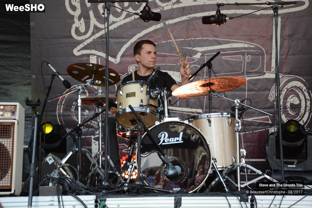 16/20 photos du spectacle Steve and The Ghosts Trio