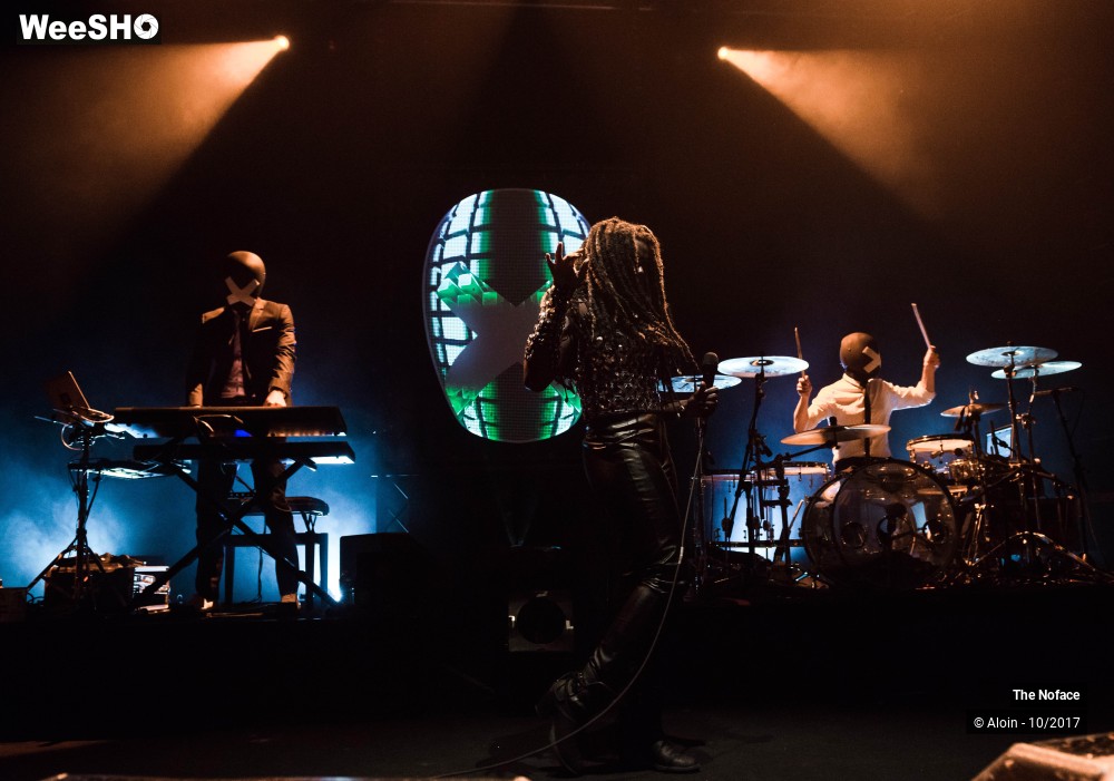 8/16 photos du spectacle The Noface