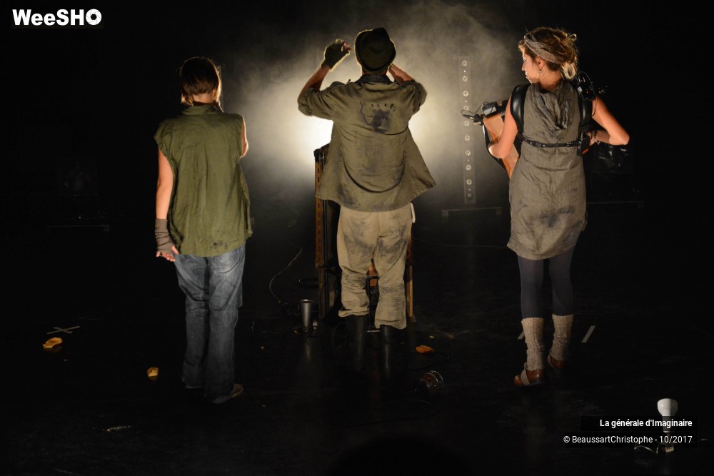 18/34 photos du spectacle Les fables de Jean de les Egouts