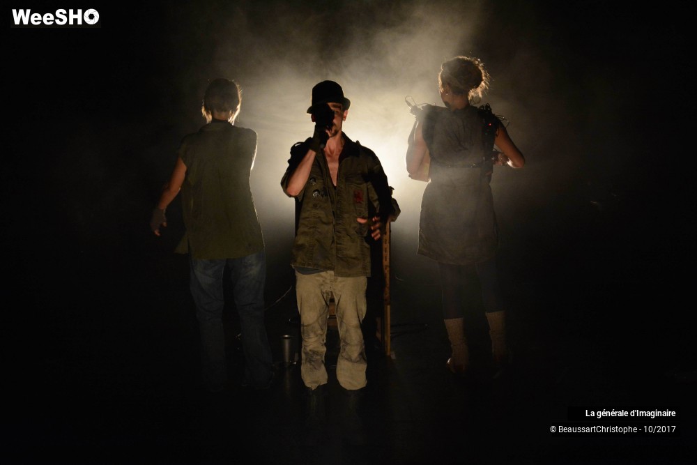 25/34 photos du spectacle Les fables de Jean de les Egouts