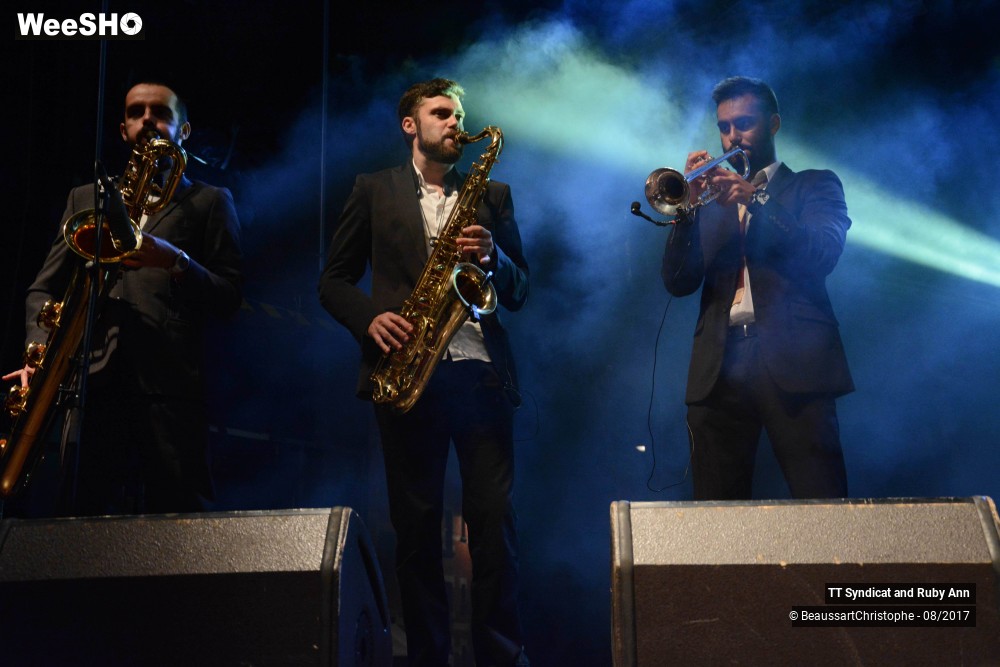 21/21 photos du spectacle TT Syndicat and Ruby Ann