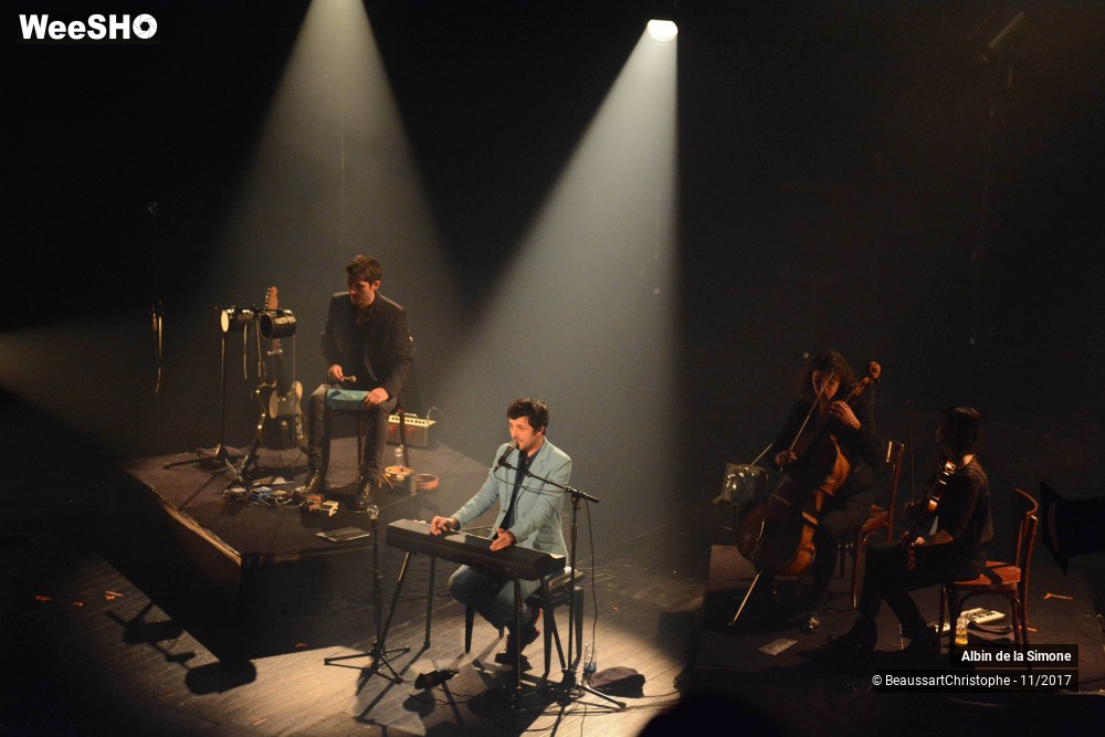 34/34 photos du spectacle Albin de la Simone