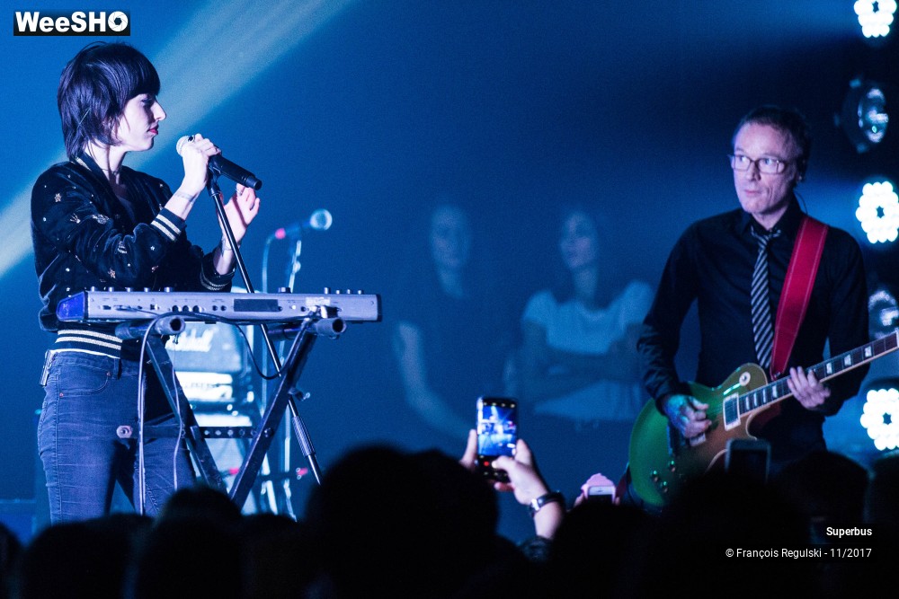 10/24 photos du spectacle Superbus