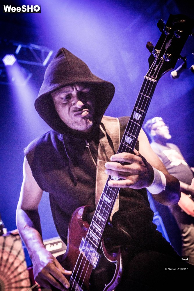 7/41 photos du spectacle Trust