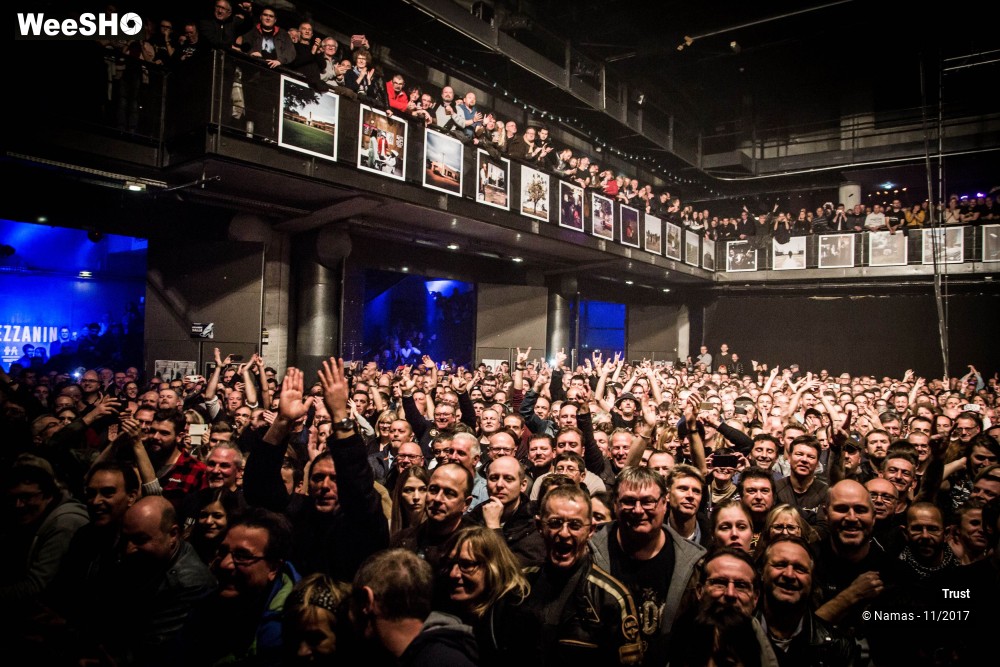 17/41 photos du spectacle Trust