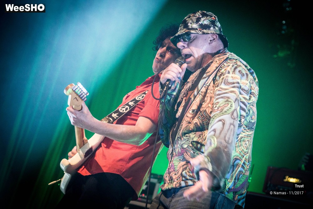 34/41 photos du spectacle Trust