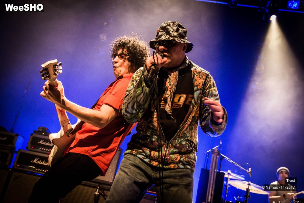 36/41 photos du spectacle Trust