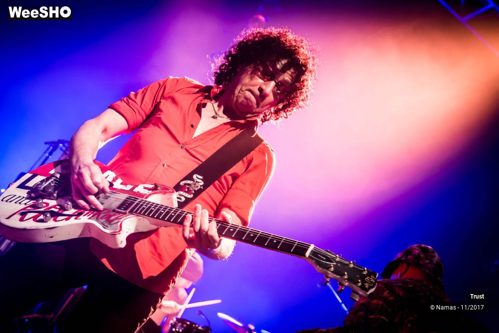 38/41 photos du spectacle Trust