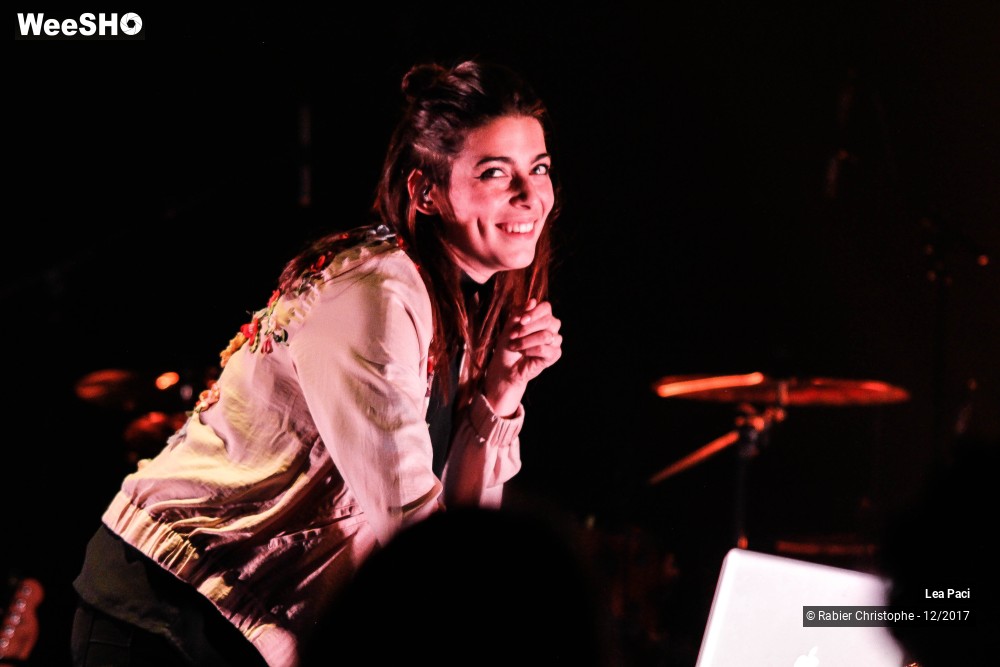 8/25 photos du spectacle Lea Paci