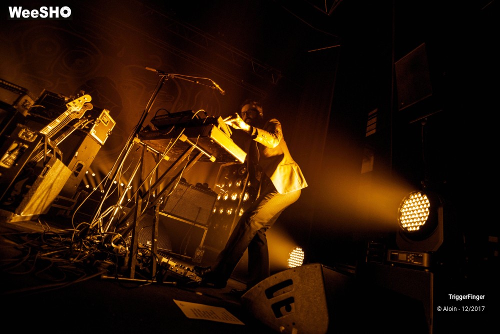 7/32 photos du spectacle Triggerfinger