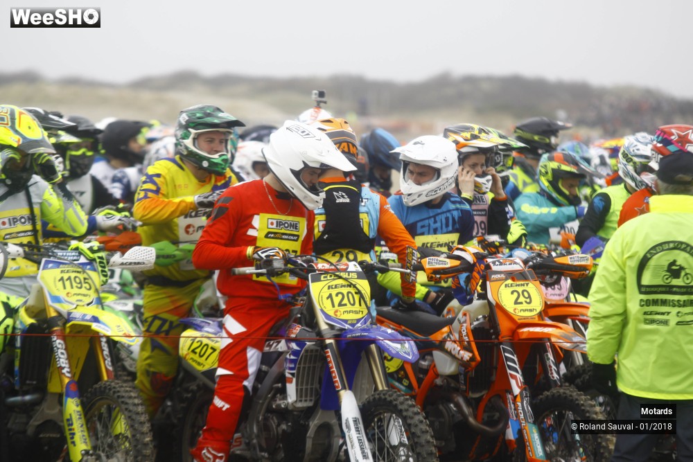 29/48 photos du spectacle Enduropale 2018 Le départ