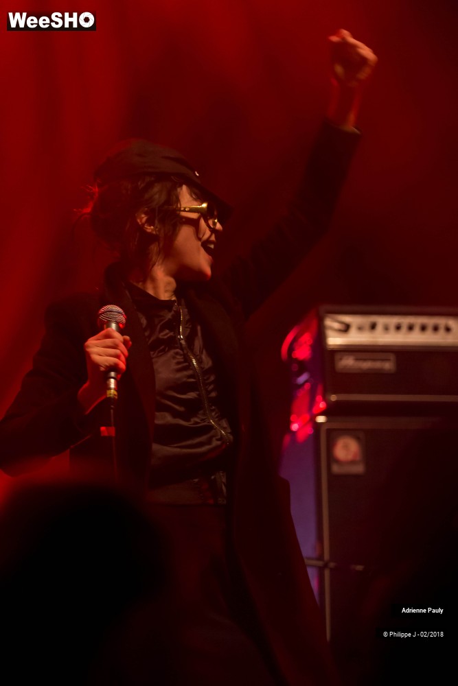 4/10 photos du spectacle Adrienne Pauly