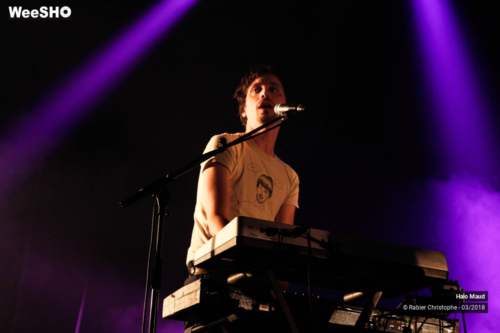 18/26 photos du spectacle Halo Maud
