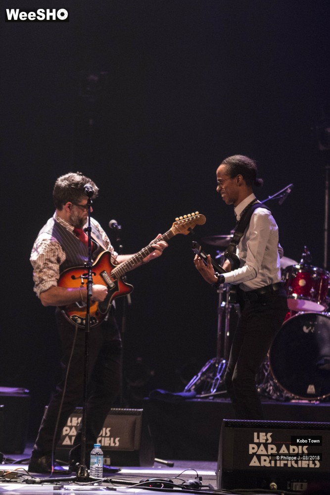 3/7 photos du spectacle Kobo Town