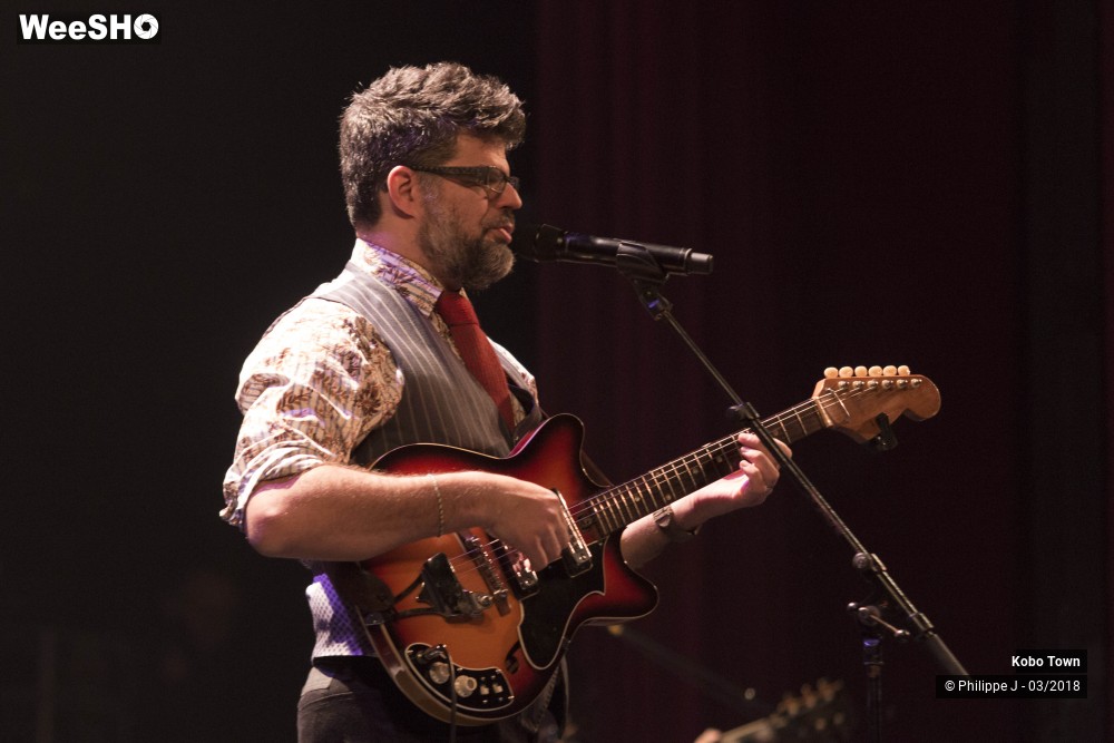 6/7 photos du spectacle Kobo Town