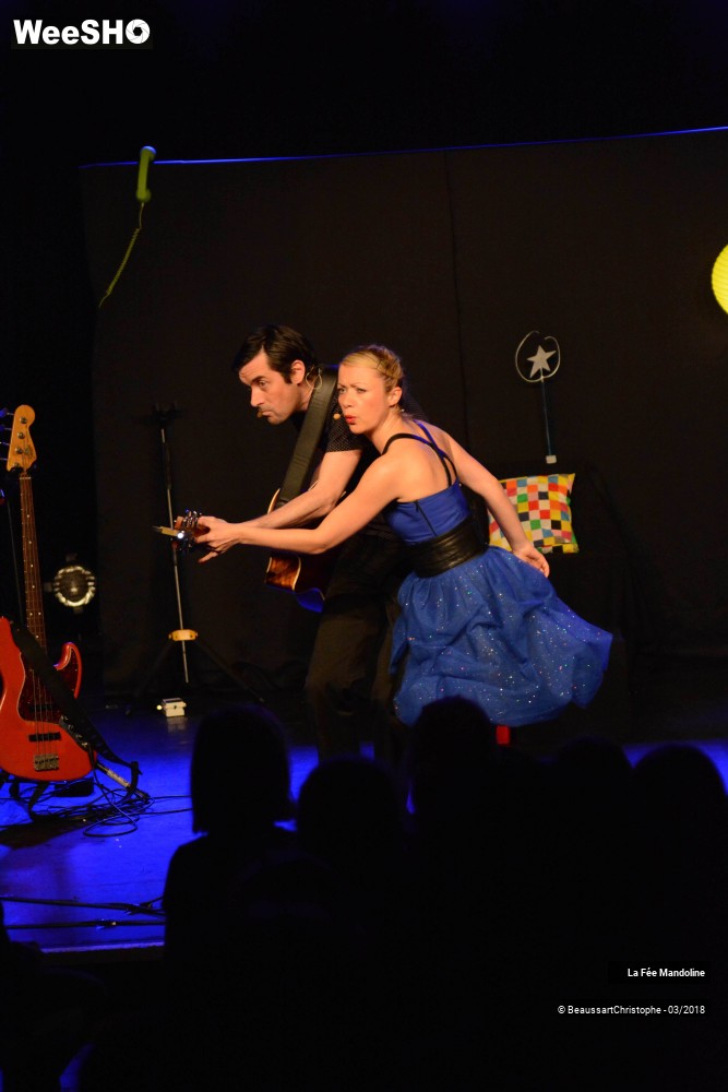 13/51 photos du spectacle Des Clics et Décroche