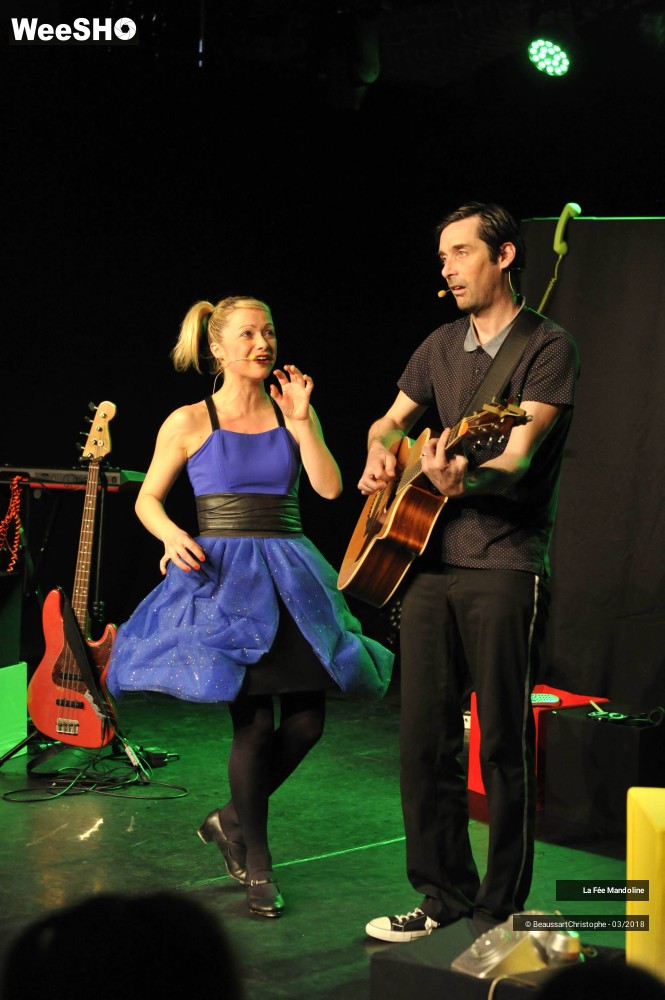 15/51 photos du spectacle Des Clics et Décroche