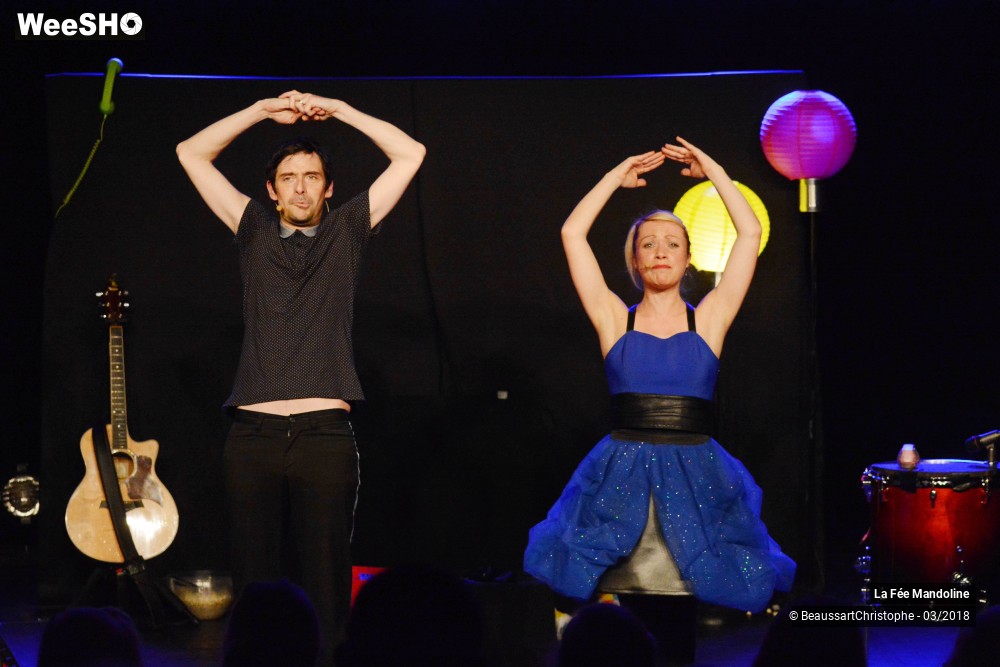 37/51 photos du spectacle Des Clics et Décroche