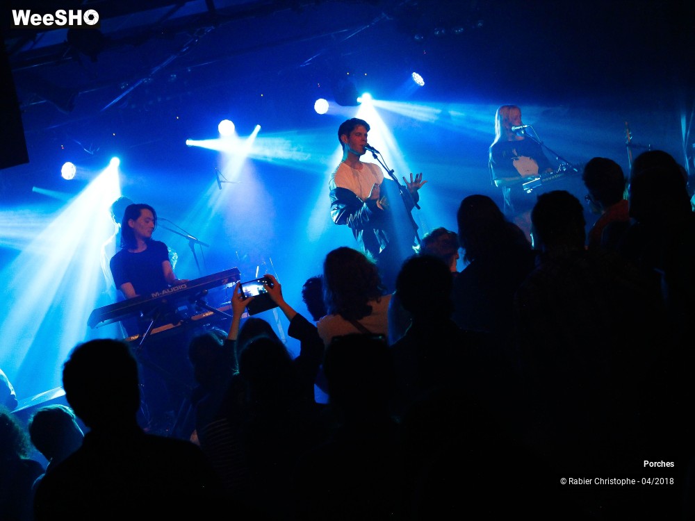 18/22 photos du spectacle Porches