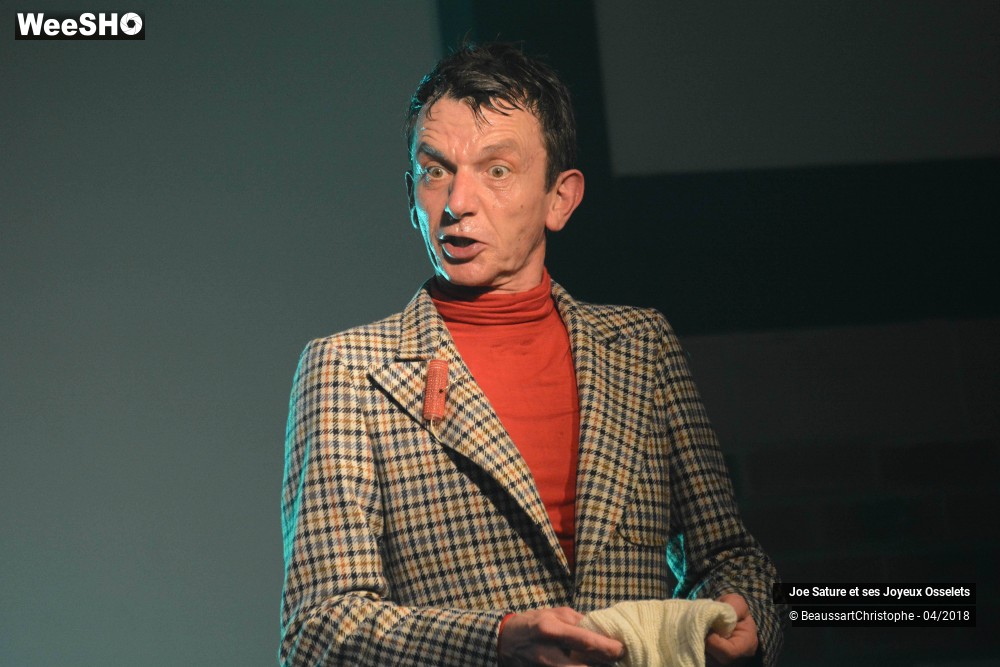 24/51 photos du spectacle Autorisation de sortie