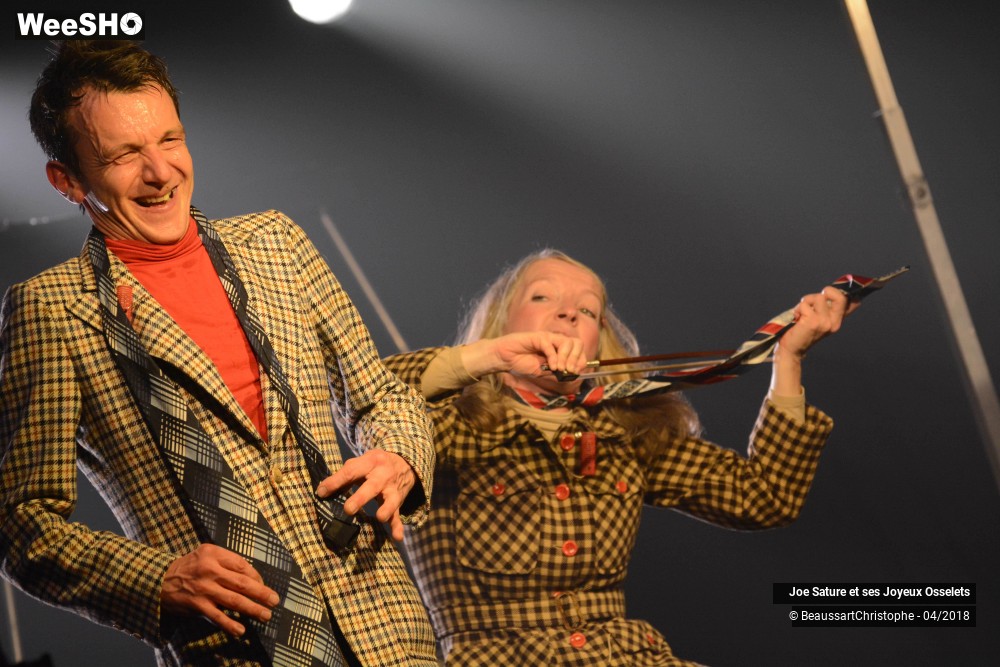 26/51 photos du spectacle Autorisation de sortie