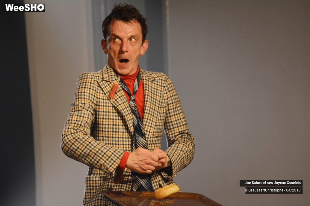 32/51 photos du spectacle Autorisation de sortie