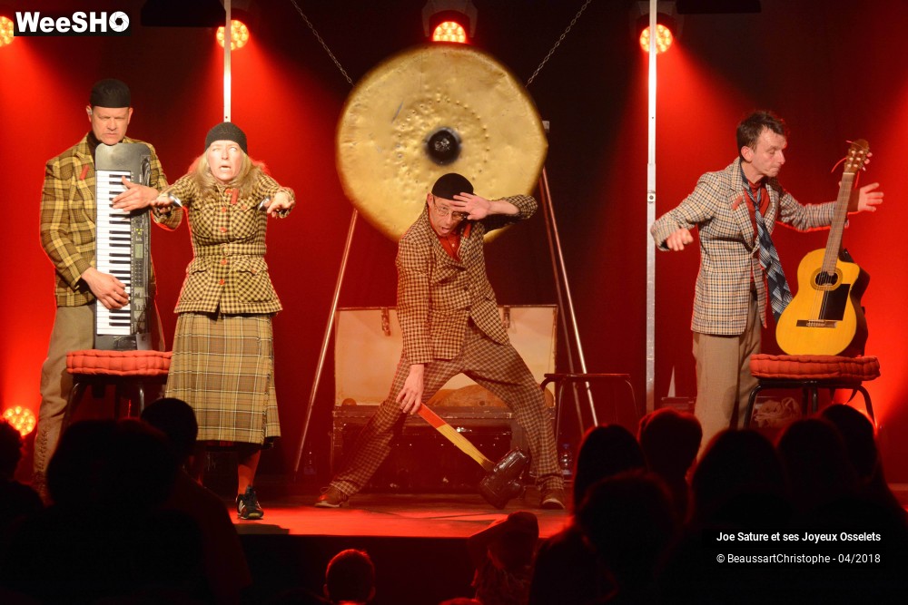 37/51 photos du spectacle Autorisation de sortie