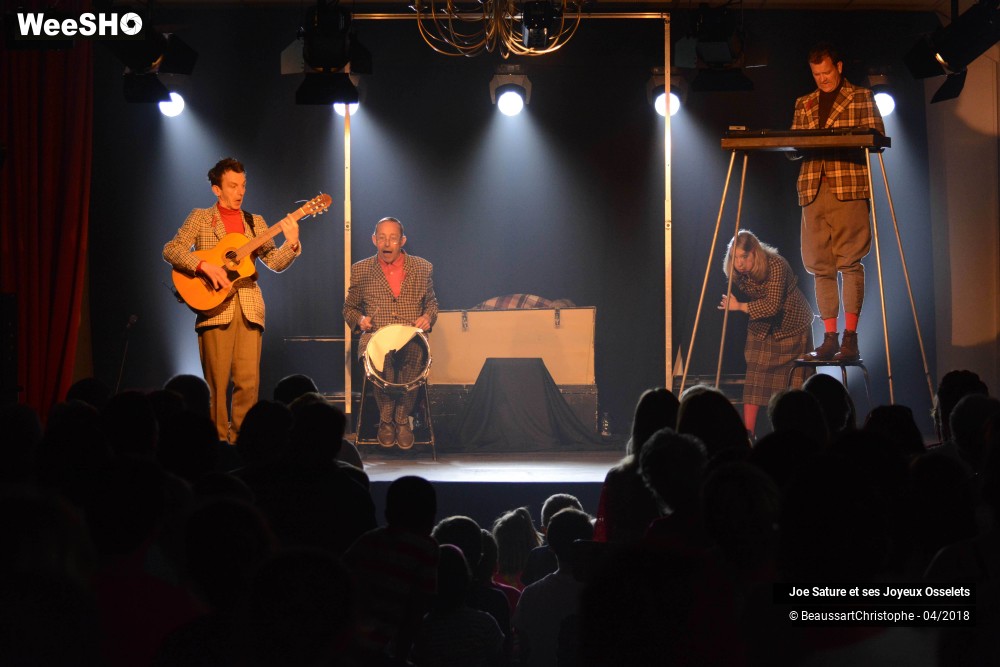 49/51 photos du spectacle Autorisation de sortie