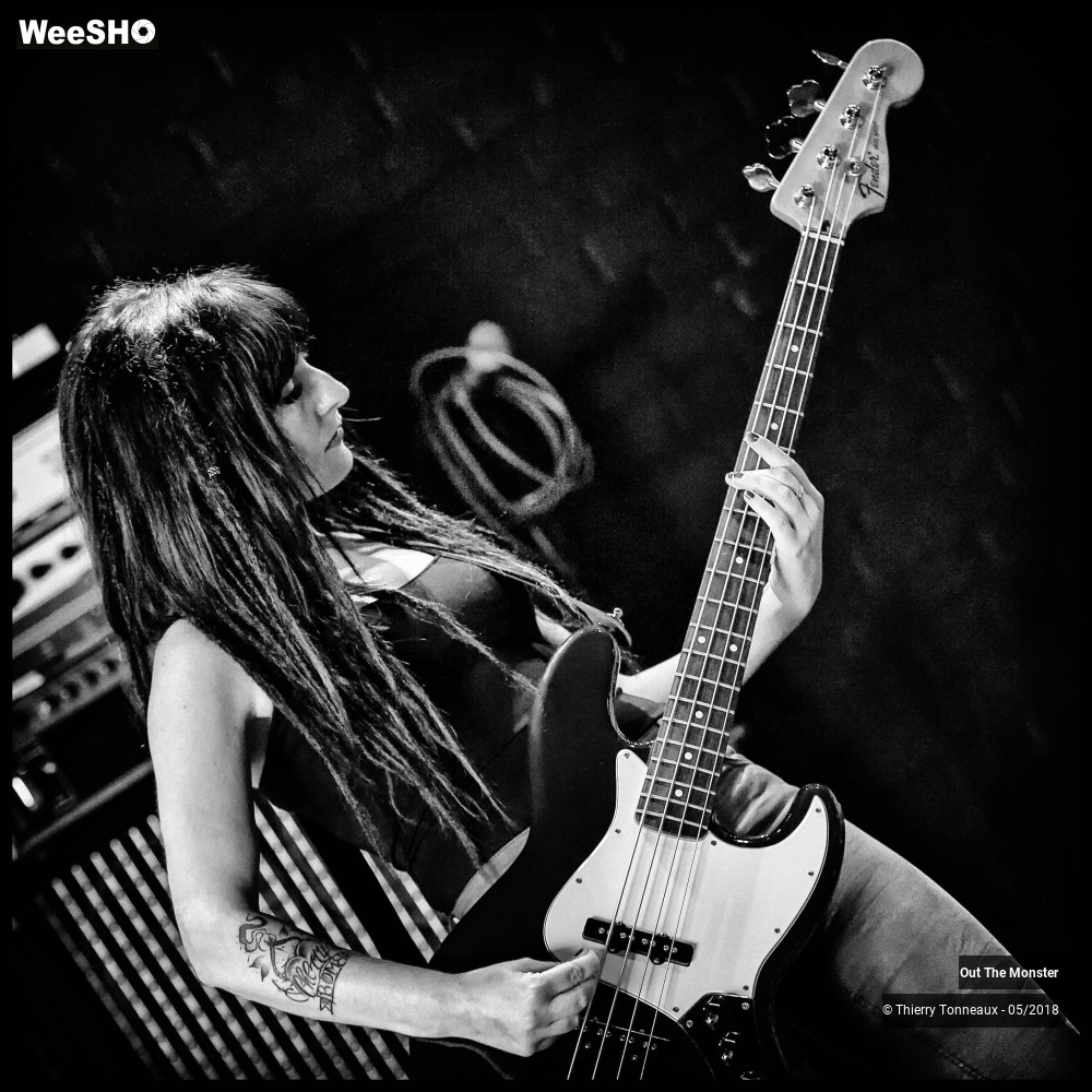 15/39 photos du spectacle Out The Monster