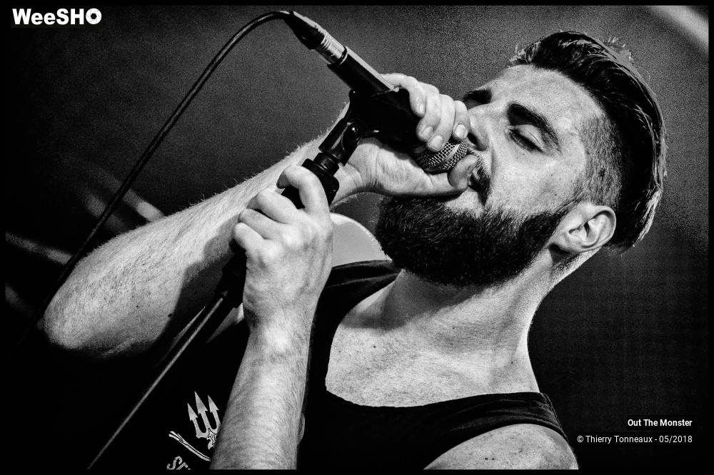 38/39 photos du spectacle Out The Monster